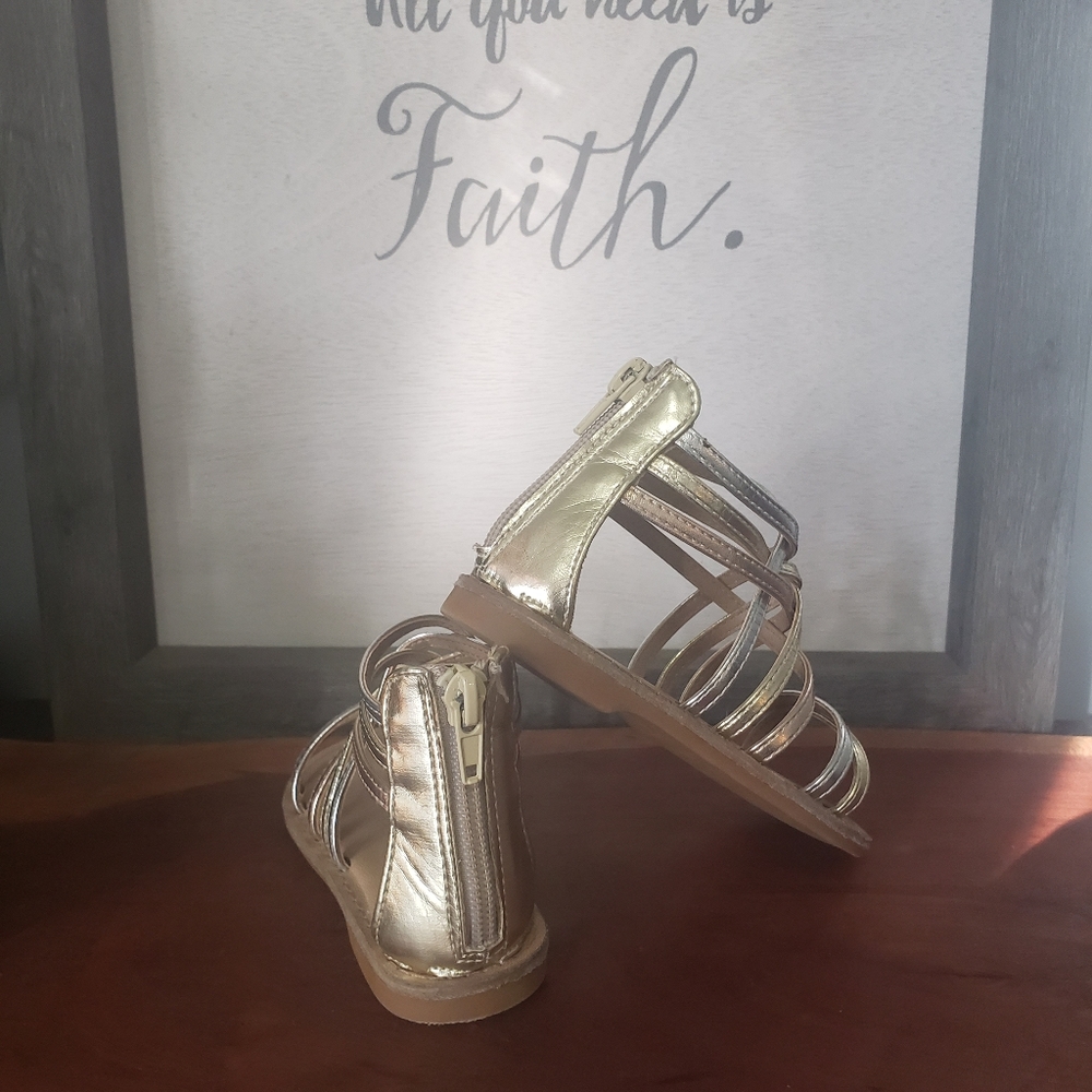 Tucker + Tate Metallic Gold/Silver Strappy Sandals Size 8M - Picture 3 of 12